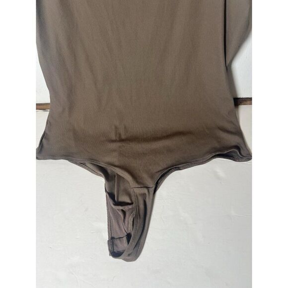 Spanx Tank bodysuit size 2X Ribbed lightweight tummy control.     V - Picture 6 of 6